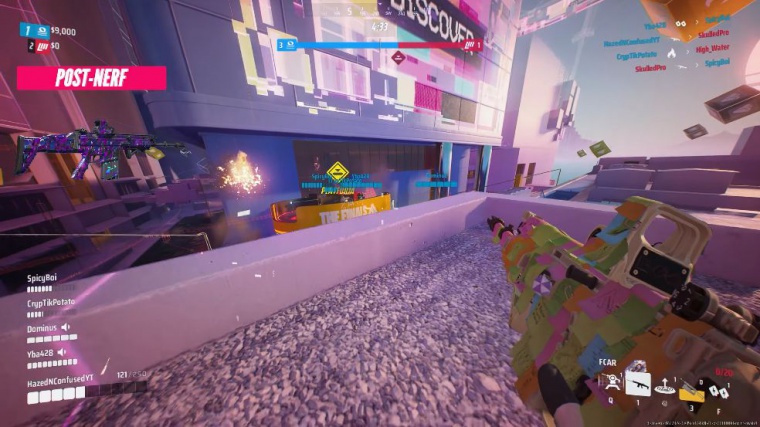 famas